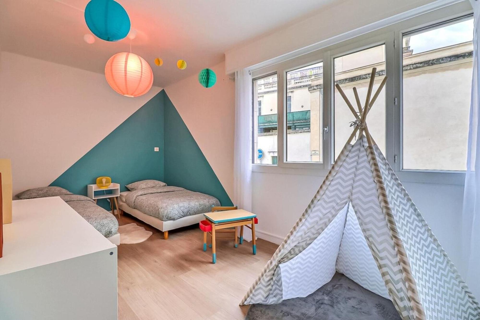 Atlas - Superbe Logement Plein Centre - Terrasse Nîmes Kültér fotó
